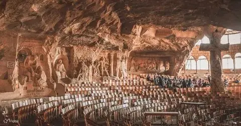 Coptic Cairo Tour | Cave Church of Saint Simon and Old Cairo Churches